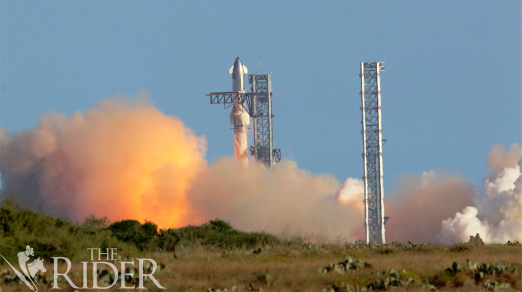 The SpaceX Starship rocket begins ascension from Starbase at Boca Chica Beach this afternoon. Venisha Colón/THE RIDER